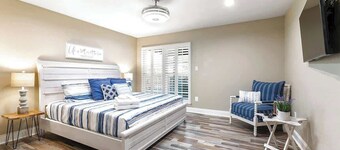 Luxury on Lake LBJ-Sleeps 14 | Firepit | Boat Slip