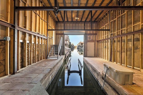 Luxury on Lake LBJ-Sleeps 14 | Firepit | Boat Slip