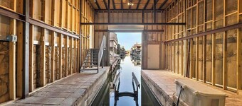 Luxury on Lake LBJ-Sleeps 14 | Firepit | Boat Slip