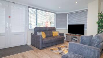 Cottage | Living area