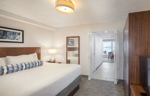 Thames Street - Newport Harbor 1 Bedroom