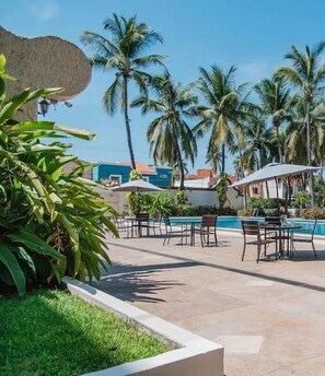 Comfort Condo | Terrace/patio - Condos HDS (Mazatlán)
