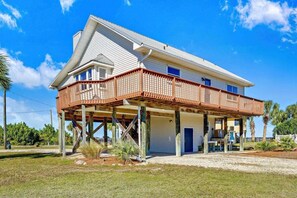 Exterior - Moonlight Bay - Pet Friendly, Private Pool, Bay View & Access! (St. George Island)