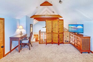 Interior - Moonlight Bay - Pet Friendly, Private Pool, Bay View & Access! (St. George Island)