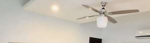 Comfort-Apartment | 2 Schlafzimmer, kostenloses WLAN, Bettwäsche