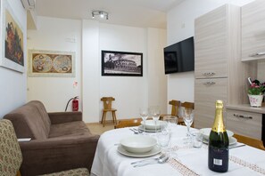 Grand Apartment | Private kitchen - GREGORY BIG FAMILY (Rome)