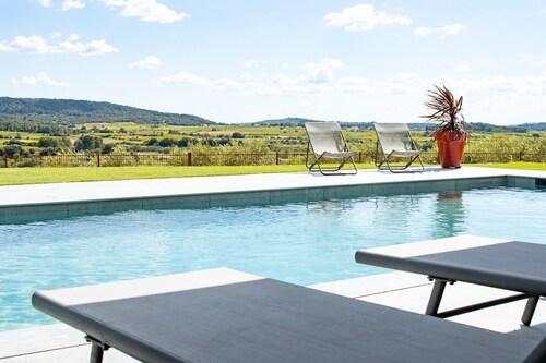 private vacation home in gignac