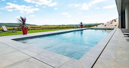 private vacation home in gignac