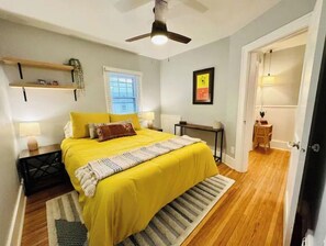 3 bedrooms, desk, iron/ironing board, travel cot