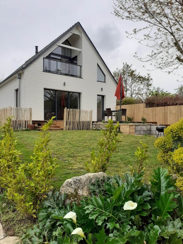 Exterior - New ! Family home, 5 minutes from the sea! (La Forêt-Fouesnant)