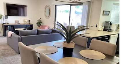 Casa Del Rio - Across from Rotary Park, River, Boat launch, swimming & fishing