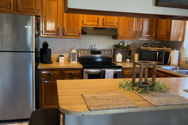 Refrigerador, microondas, horno, placa de cocina