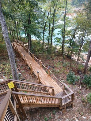 Property grounds - Lakefront, minimal steps to water. Large private dock, Chef's kitchen (Speedwell)