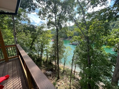 25% late summer discount! Lakefront | 2 slip covered dock | Hot tub |
