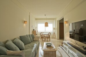 TV - LucyZen! Stylish Apt, Athenian Riviera, near beach (Vouliagmeni)