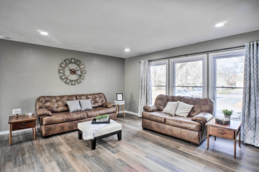 Family-friendly Springfield Home W/ Yard! - Springfield, MO