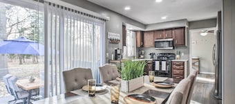 Family-Friendly Springfield Home w/ Yard!