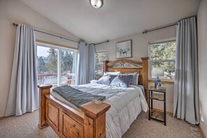 4 Schlafzimmer, Bügeleisen/Bügelbrett, Reisekinderbett, Internetzugang