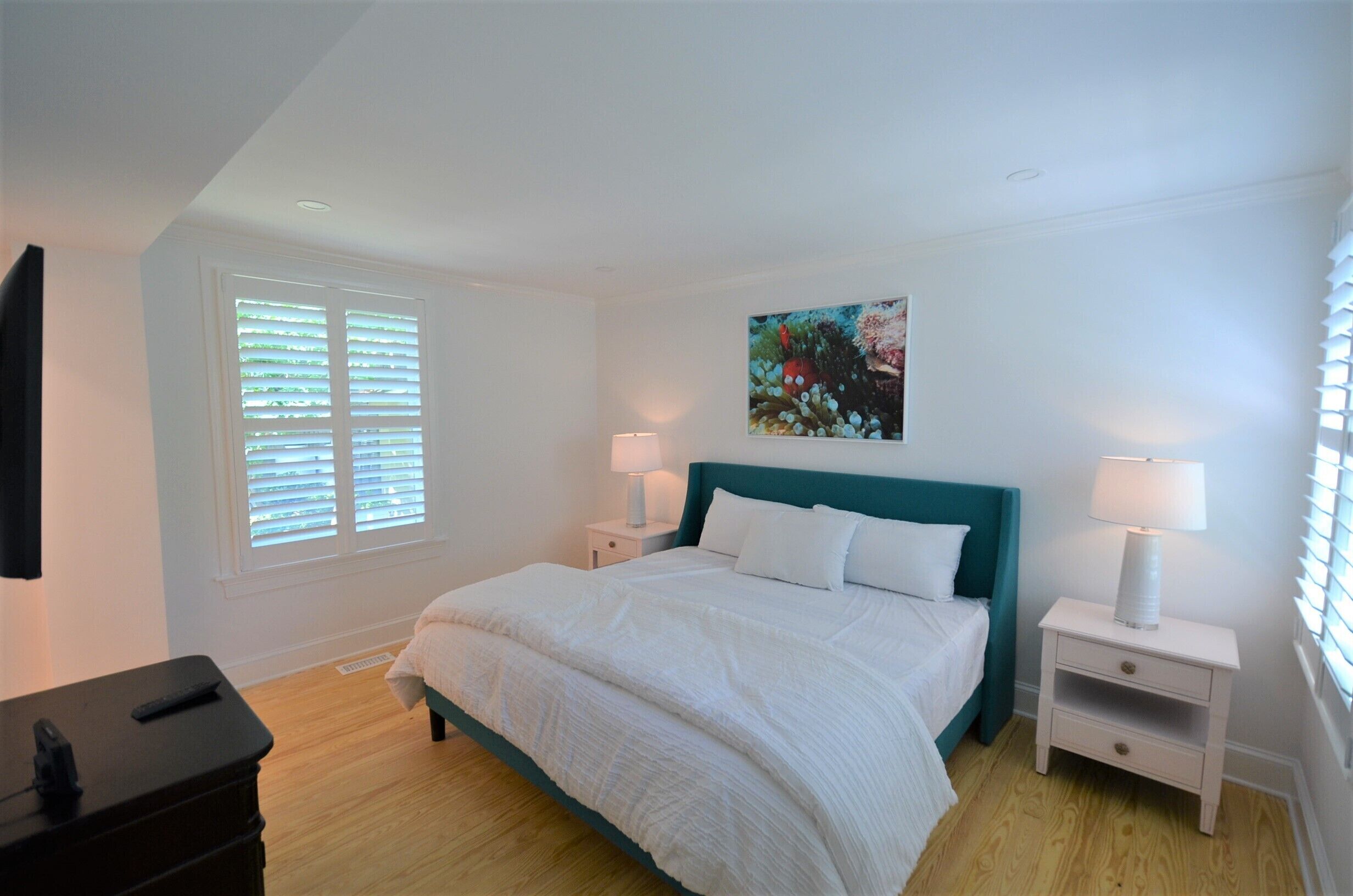 5 bedrooms