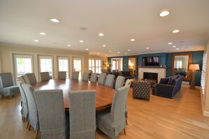 Dining - Private in-ground pool and spa! (Rehoboth Beach)