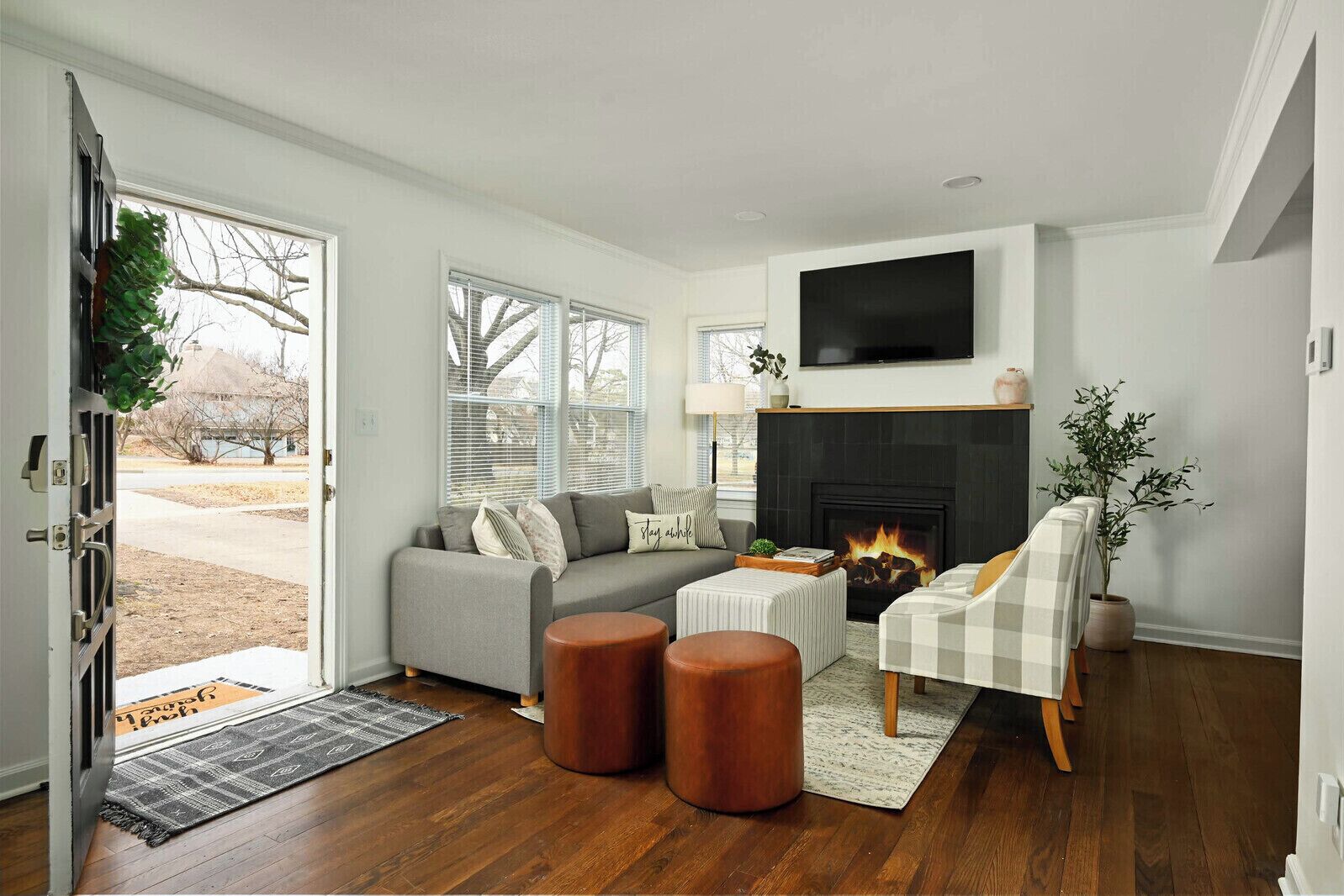 Smart TV, chimenea y futbolito 