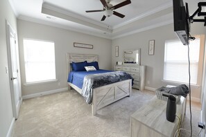 3 bedrooms, iron/ironing board, free WiFi, bed sheets