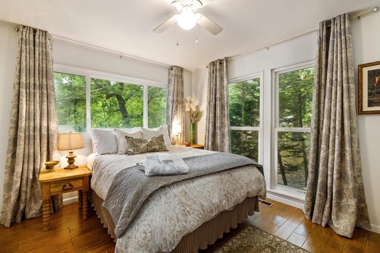 3 bedrooms, free WiFi, bed sheets