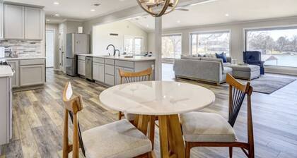 Relax lakeside at Lake Nasworthy