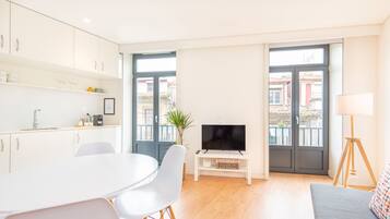 Estudi urbà | Sala d'estar | Televisor LED