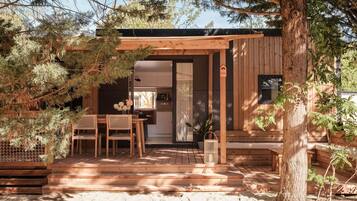 Signature cottage | Terras