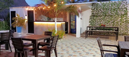 HOTEL SUNSET BEACH