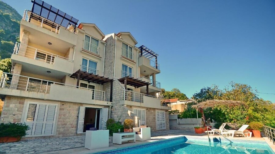 Muo Apartments