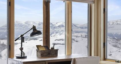 Outpost: Choate 3123 - Amazing Teton Views & A/C!