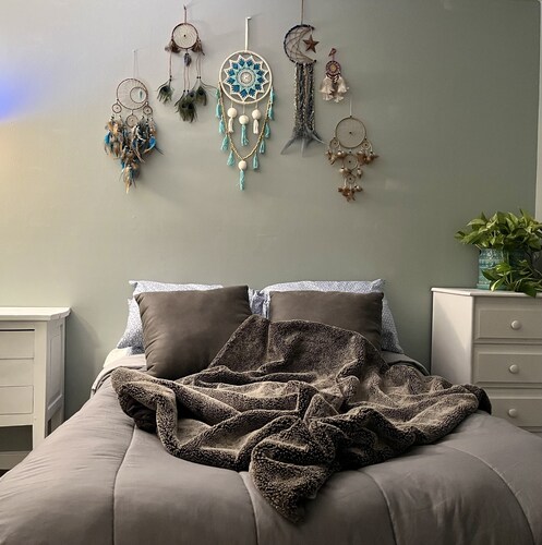 Entire Condo in Bristol (plant house🪴!)