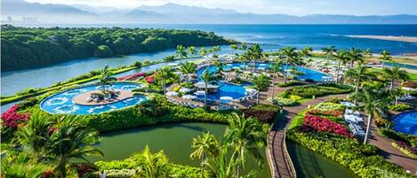 Outdoor pool, a heated pool