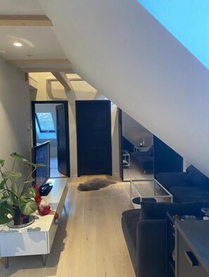 Iron/ironing board, free WiFi - Stay Bryggen - Serviced Apartments (Bergen)