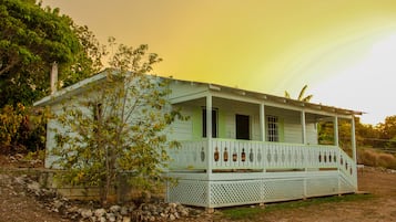 Traditional Cottage | Individually decorated, individually furnished, blackout drapes