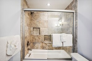 Towels - Madeira Vista 601-Corner Unit, Panoramic View (Madeira Beach)