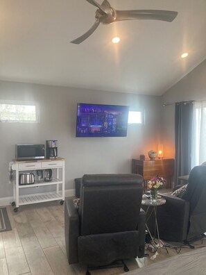 Smart TV - A Touch of Zen (Carlsbad)