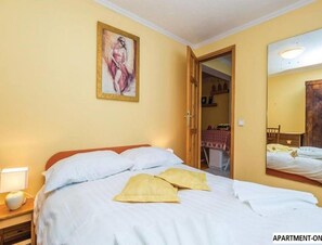 1 bedroom, internet, bed sheets - Apartments Monte Rosa - One Bedroom Apartment (Delnice)