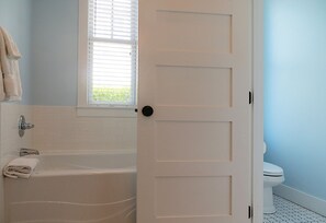 Hårtørrer, håndklæder