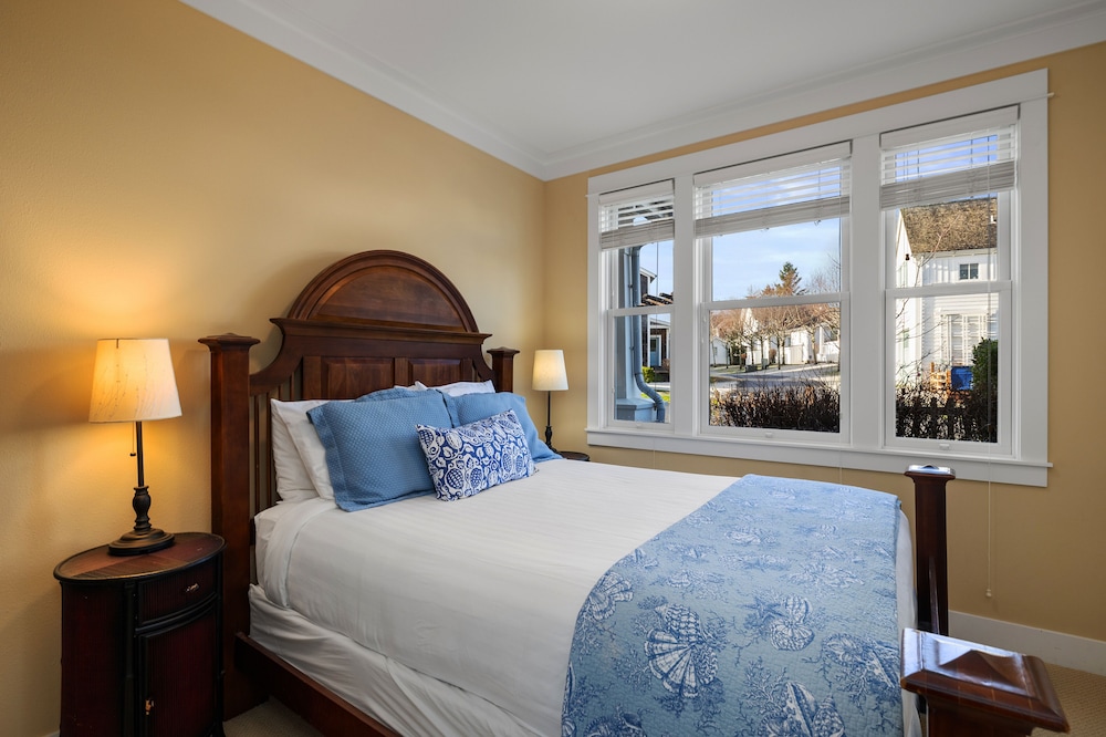 Seabrook's Dog Friendly! Seabrook Vrbo