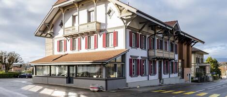 Fachada de la propiedad