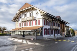 Front of property - Hotel Ochsen (Rapperswil)