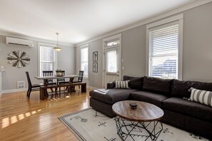 Smart TV, videogames, DVD player, escritórios