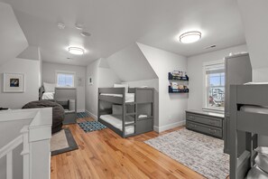 4 chambres, fer et planche à repasser, Wi-Fi gratuit, draps fournis