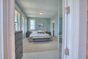 3 habitaciones, tabla de planchar con plancha y wifi gratis