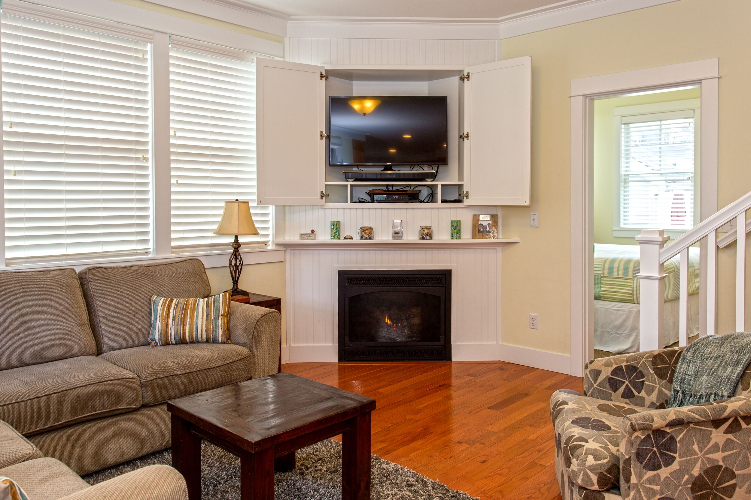 *New* Compass Rose Has Expansive Living Space And 3 Cozy Bedrooms! - Pacific Beach, WA