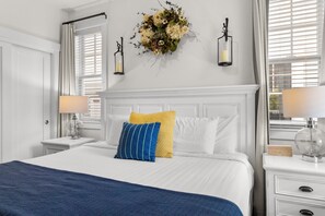 4 sovrum, skrivbord, strykjärn/strykbräda och gratis wi-fi