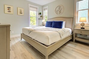 3 habitaciones, escritorio, tabla de planchar con plancha y wifi gratis 